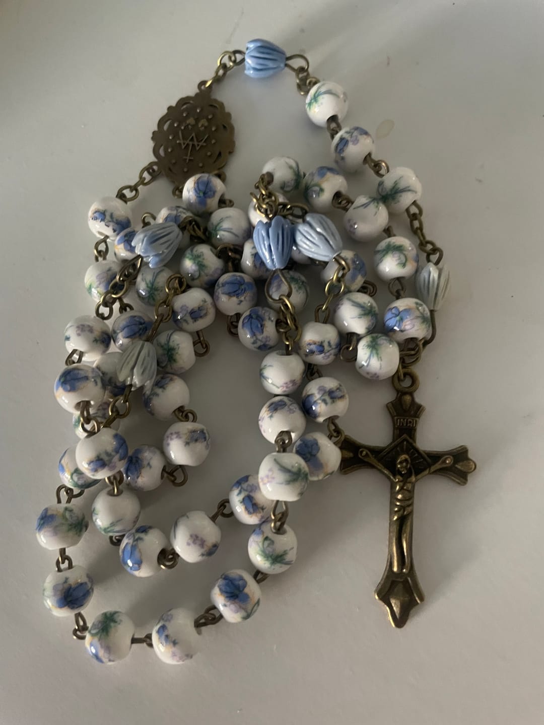 Customer photo review of FREE Today: Immaculate Heart of Mary & Crucifix of 8 mm Round Blue Floral Acrylic Alloy Chain Rosary
