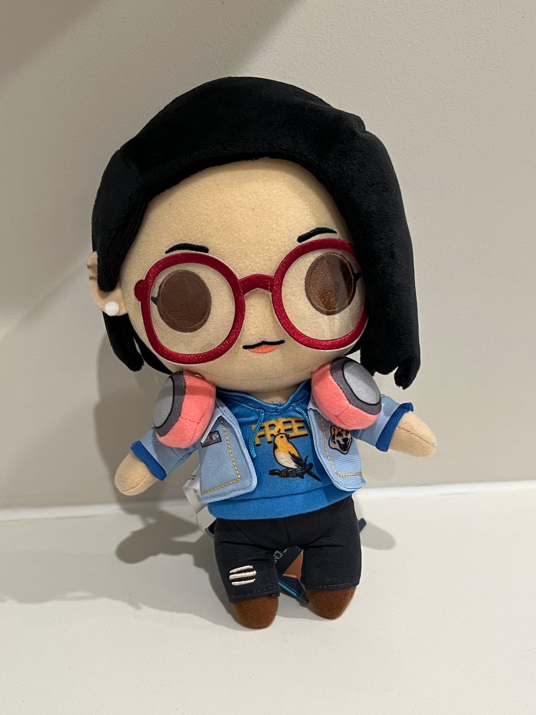 Customer photo review of Life is Strange: True Colors - Alex Chen Collector's Plush
