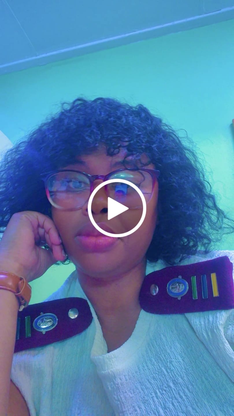 Customer video review of Brazilian Water Wave Fringe - Zoe