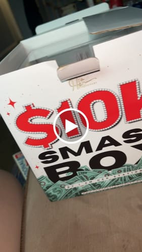 Customer video review of Luxe Red | $10k Smashbox