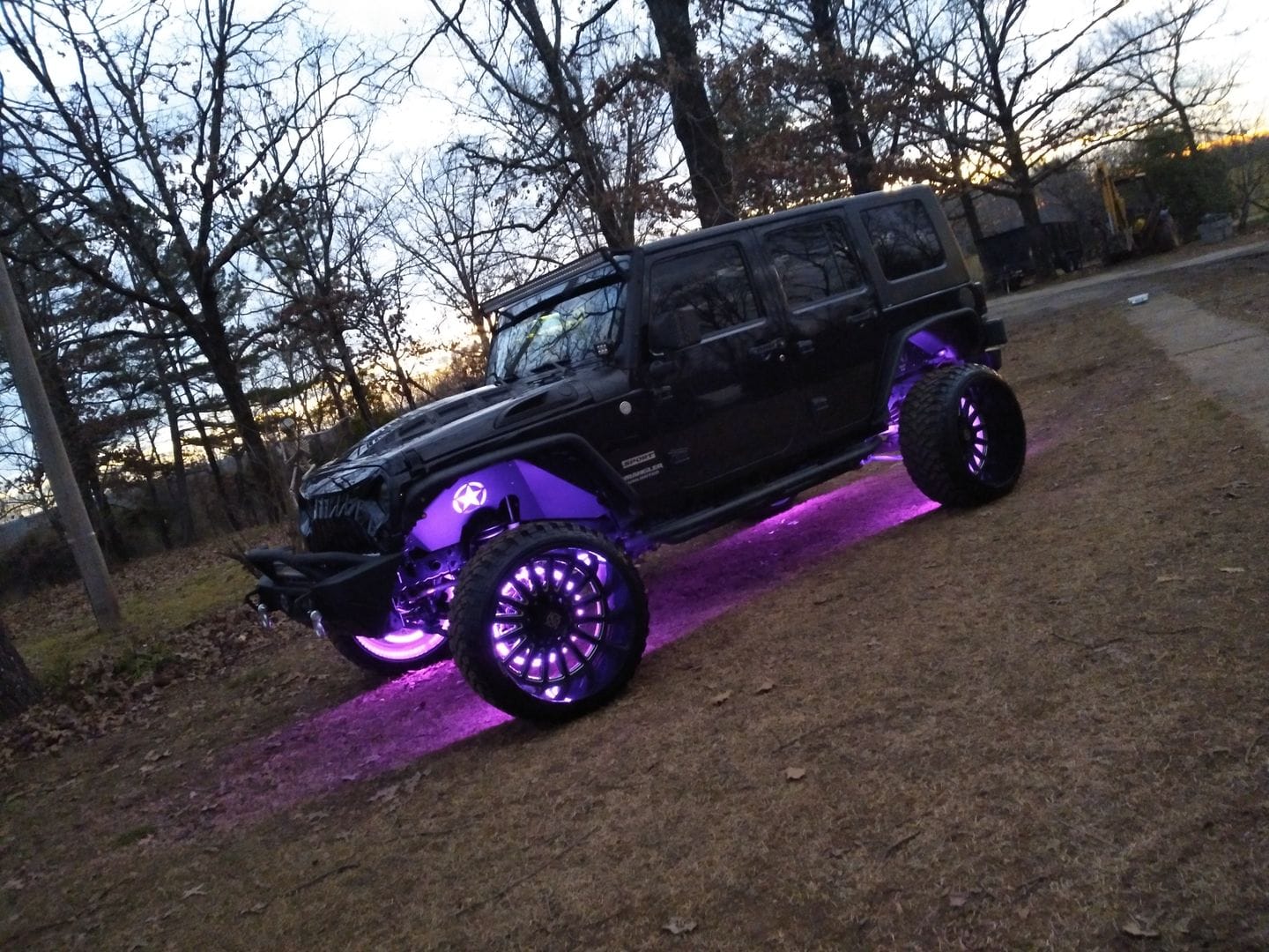 Customer photo review of Bluetooth Shift RGB LED Rock Lights for 1987+ Jeep