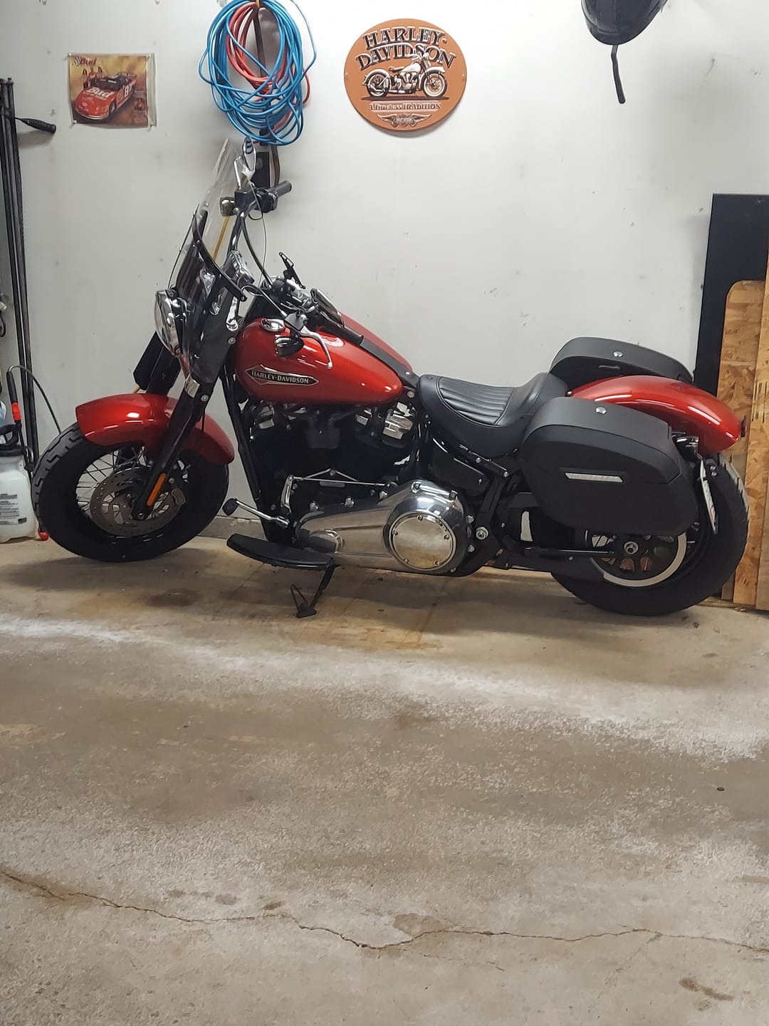 Customer photo review of 32L - Darkin Large Quick Mount Leather Wrapped Hard Saddlebags for Harley Softail Slim FLSL