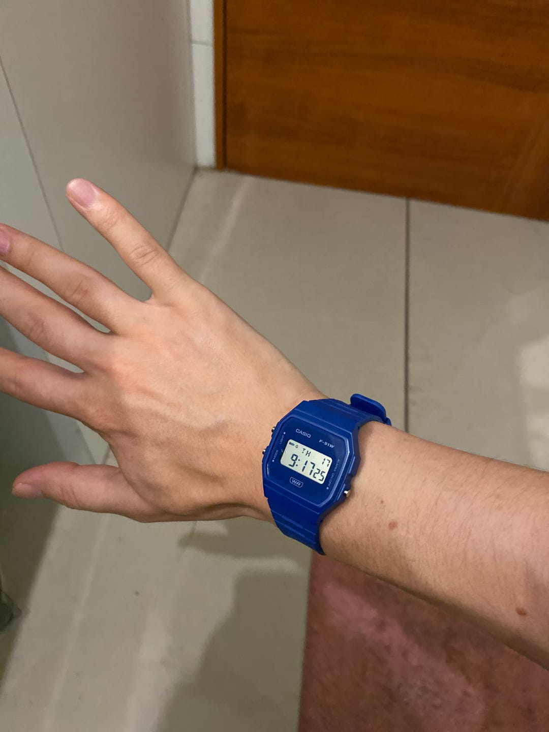 Customer photo review of Reloj Casio Vintage F-91WB-2A1 Bio Resina Azul