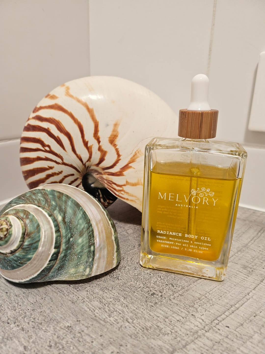 Customer photo review of Radiance Body Oil (Skin Firming)