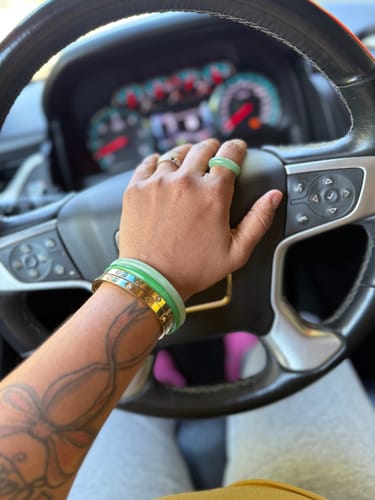 Customer photo review of AMALI Bangle