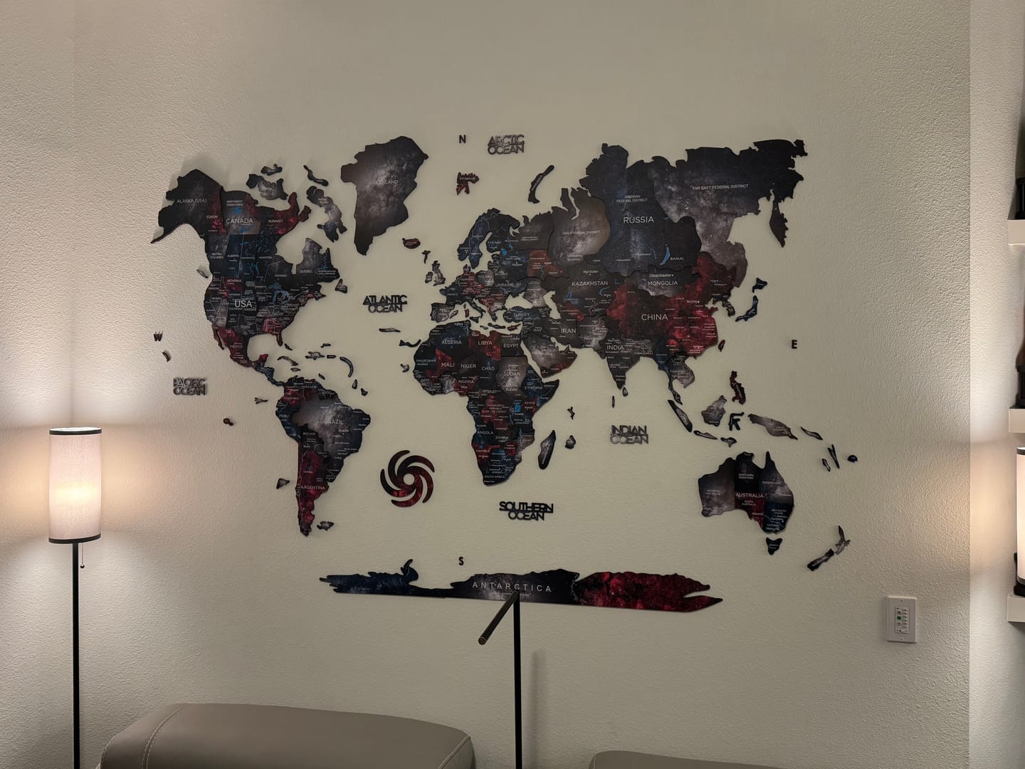 Customer photo review of 3D Wooden World Map Alcor