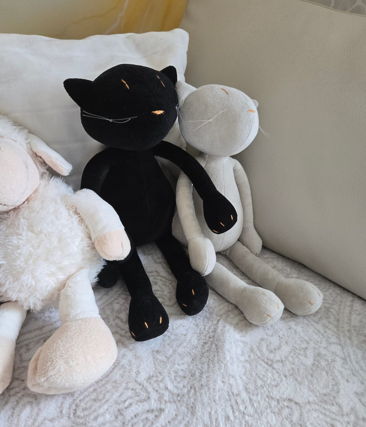 Customer photo review of GISEL LA CHATTE - L