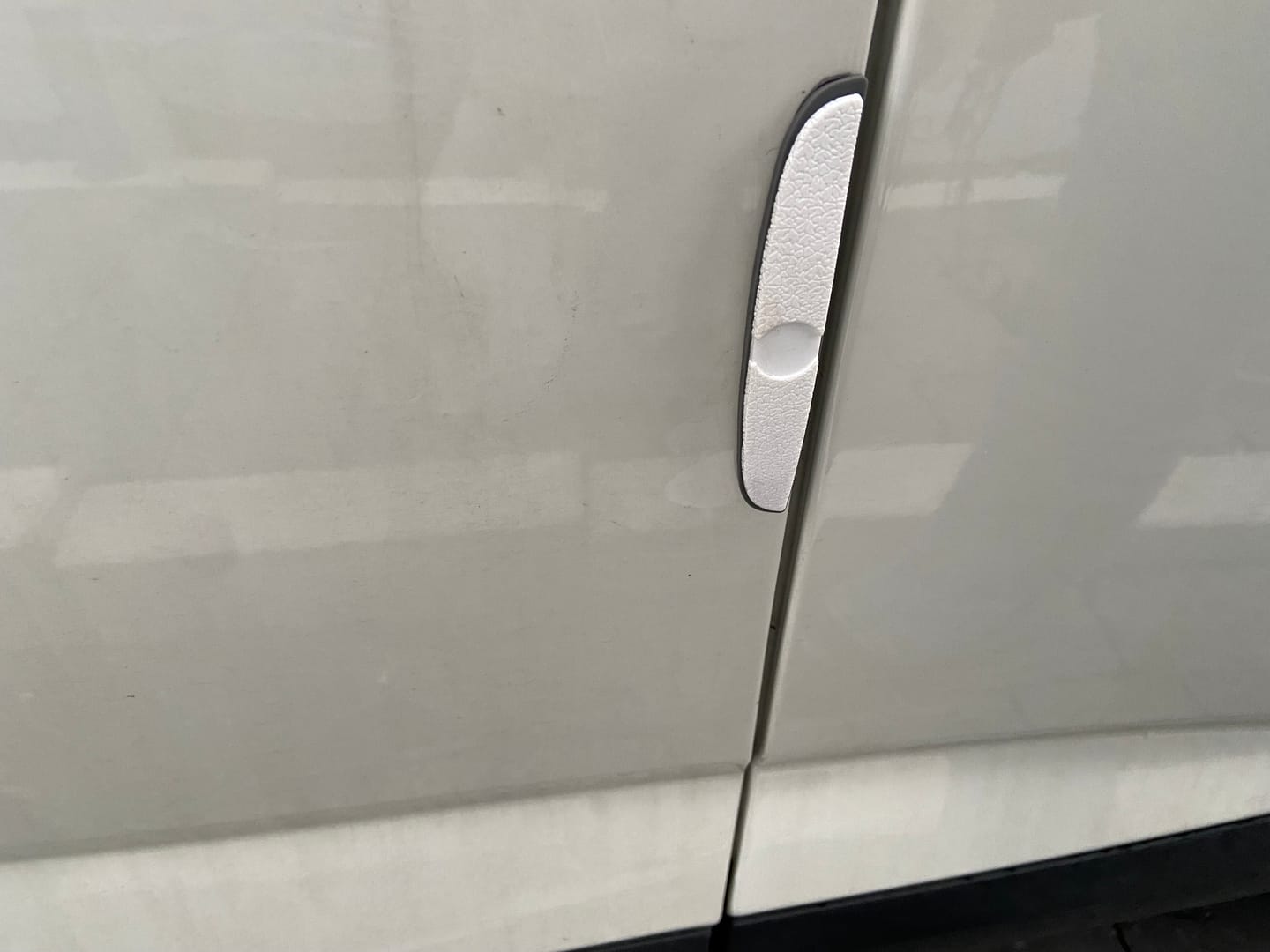 Customer photo review of Stoß- und kratzfeste Türschutzleisten (4 Stück)