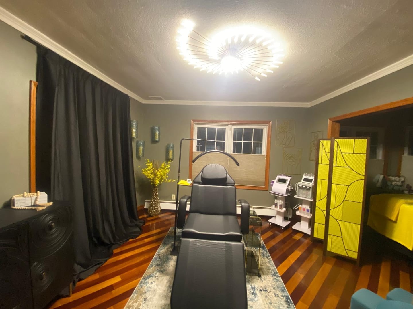 Customer photo review of WOMO Firework Sunburst Flush Mount Ceiling Light-WM1001