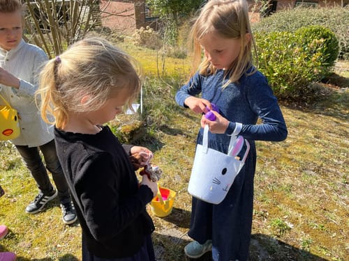 Customer photo review of 12/24 stk forudfyldte påskeæg med plysdyr