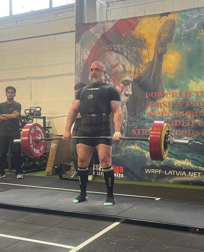 Customer photo review of Black Singlet, Unisex – IPF Approved