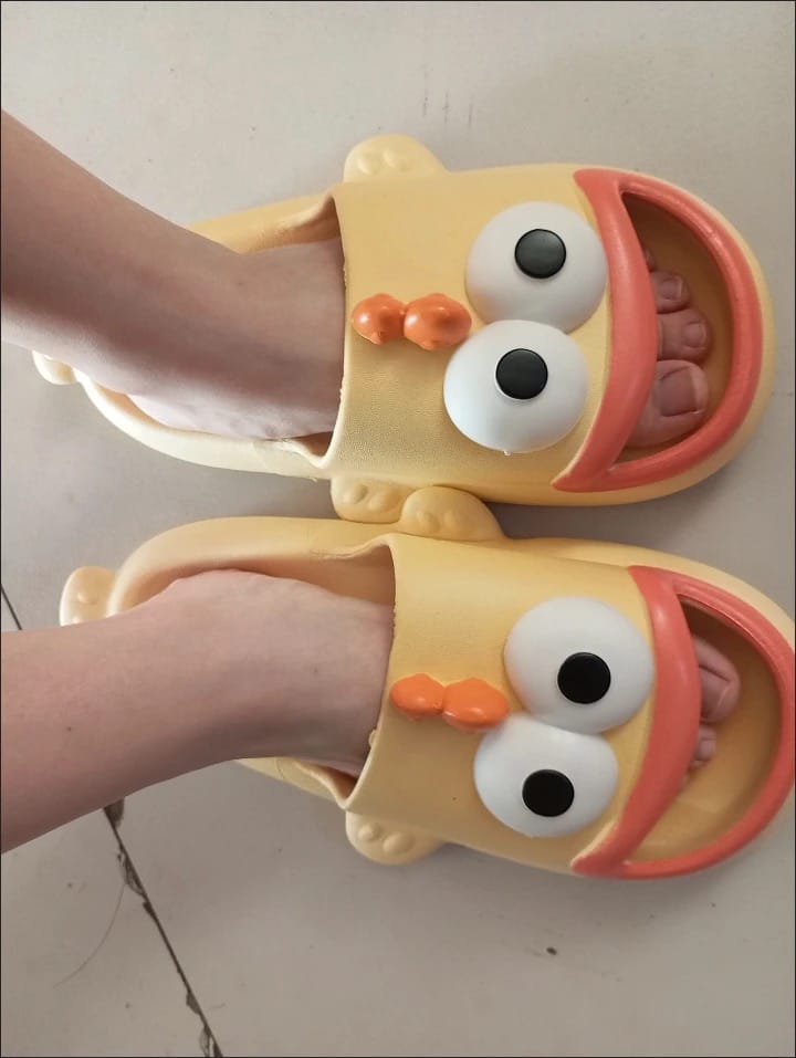 Customer photo review of Snappy Fish Slides 🐟🌴⛱️