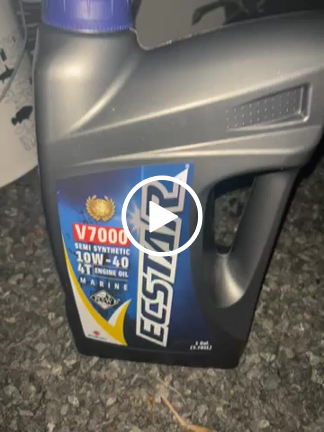 Customer video review of Suzuki ECSTAR Marine Oil 10W-40 V7000 (Gallon)