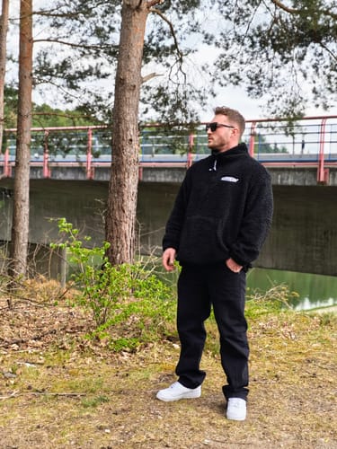 Customer photo review of Massive Fleece Sweater