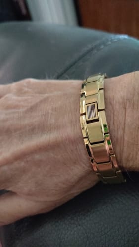 Customer photo review of Lost Dutchman’s Gold Titanium Magnetic Bracelet: Helps Pair Veterans With A Service Dog Or Shelter Dog