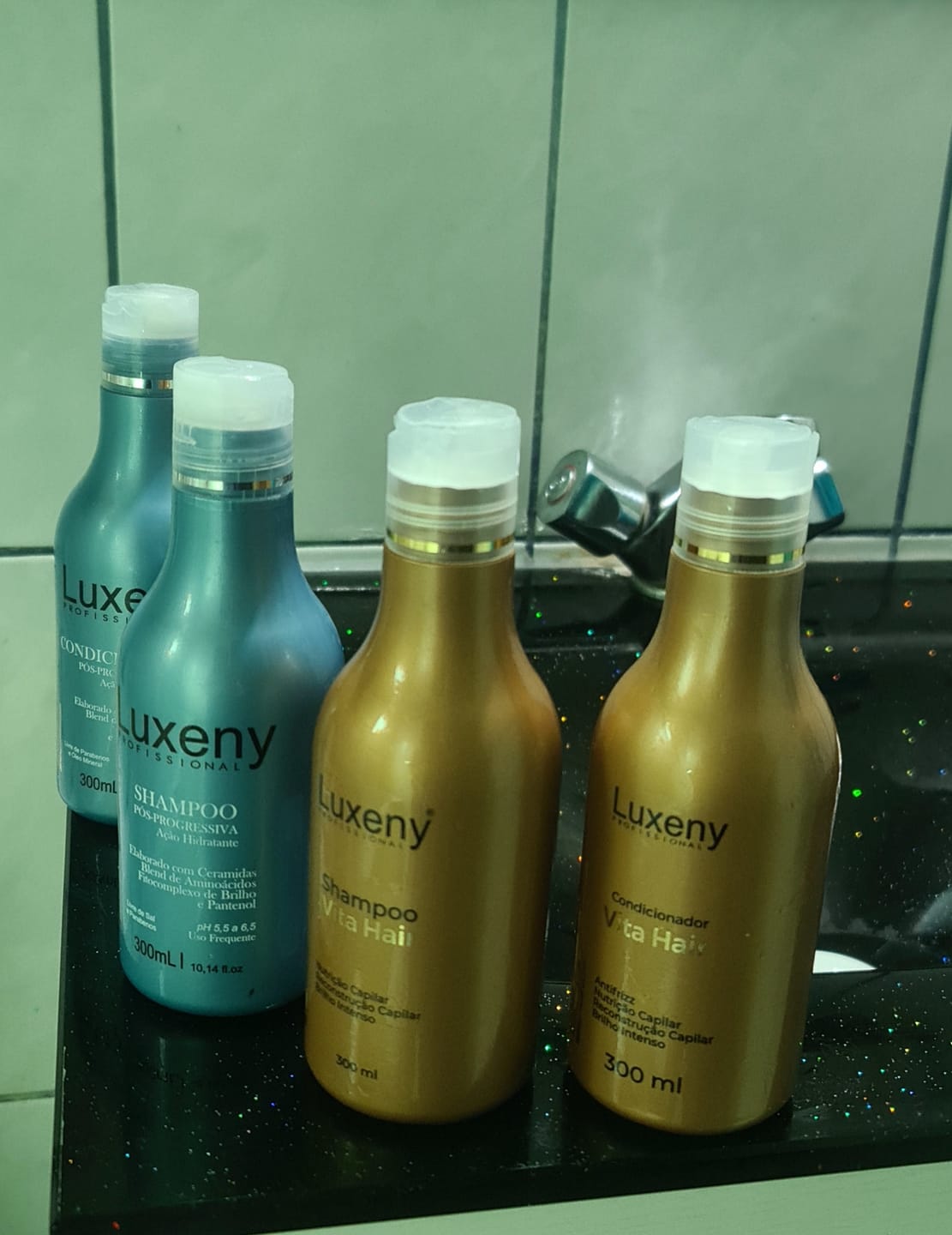 Customer photo review of Acondicionador Reconstrucción Vita Hair 300 ml