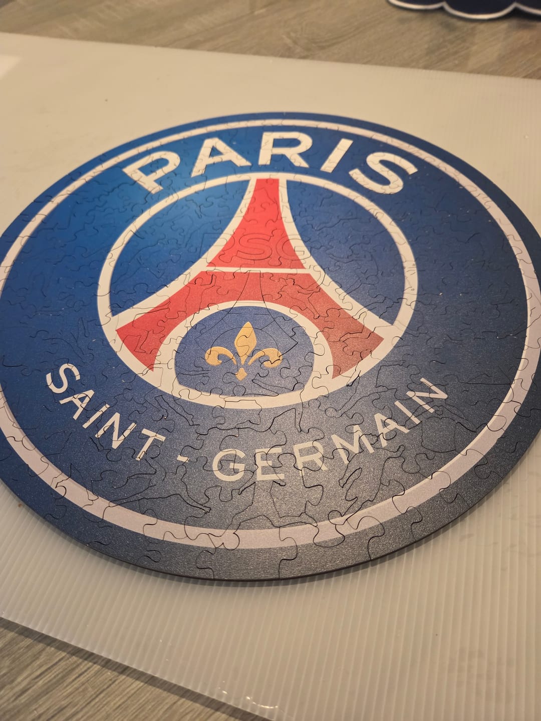Customer photo review of PSG FC® Logo - Wooden Puzzle