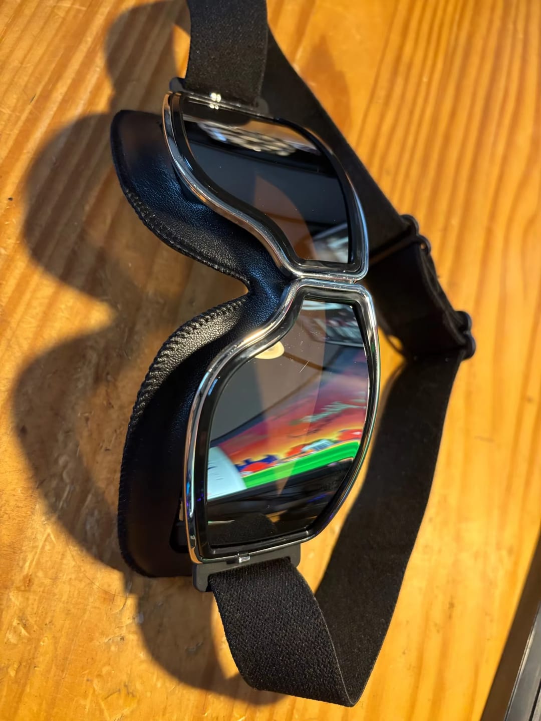 Customer photo review of Vintage Leder Motorradbrille – RiderEdge