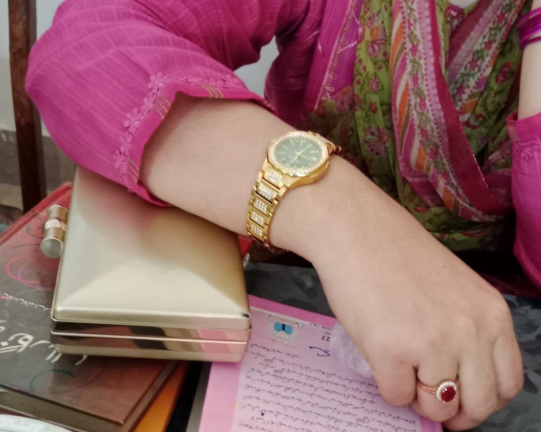 Customer photo review of Glitz