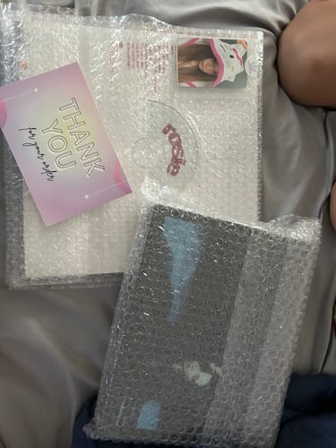 Customer photo review of JISOO - AMORTAGE (EXCLUSIVE EDITION)