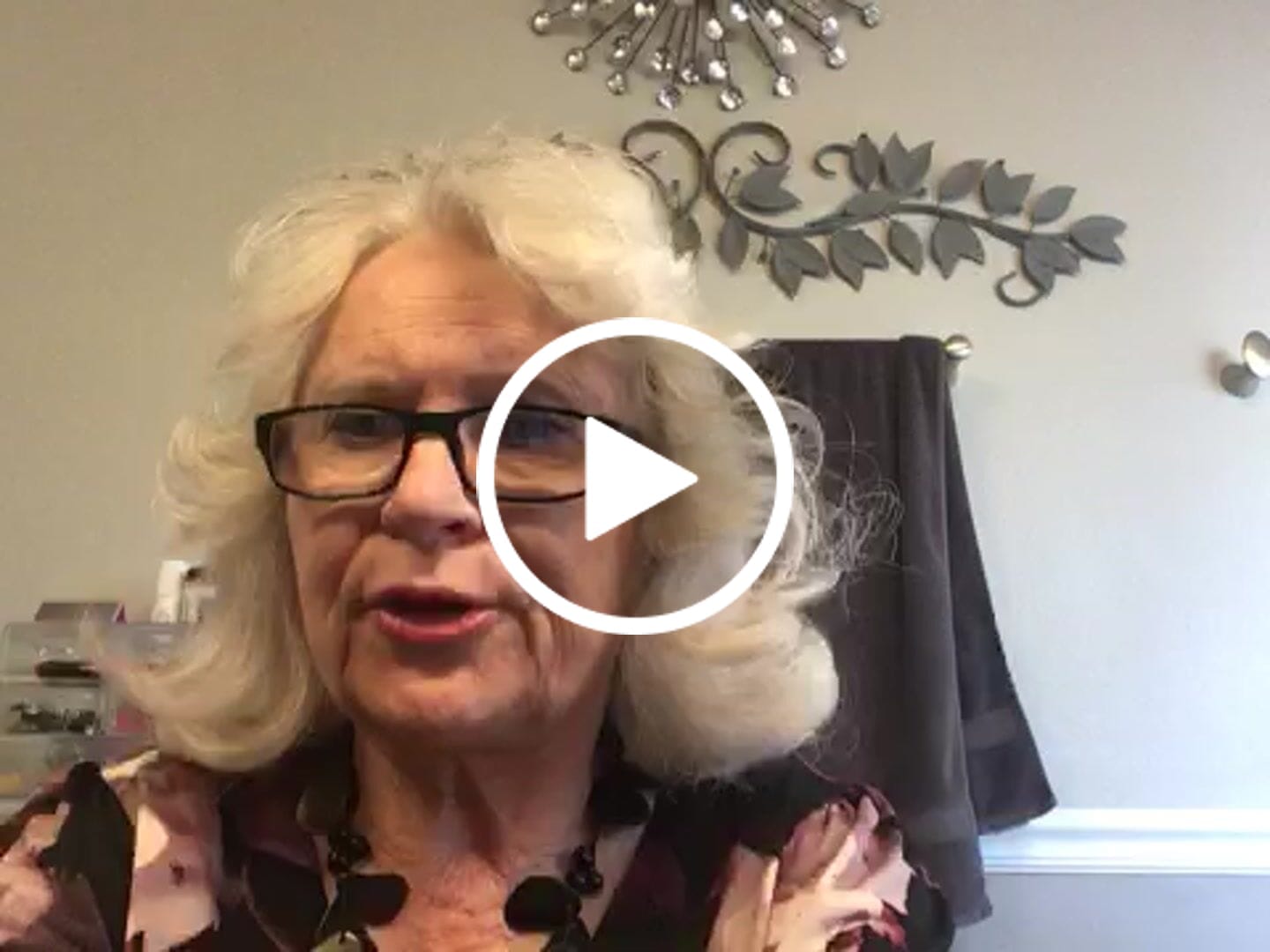 Customer video review of Full Shine 3x5 Inches Virgin Human Hair Toppers Mono Base Platinum Blonde #60