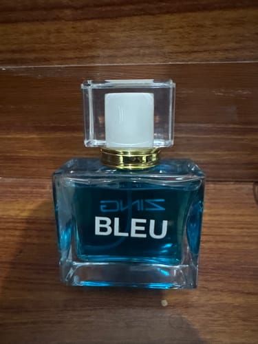 Customer photo review of Bleu De Zing