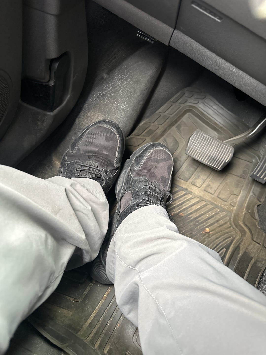 Customer photo review of Maven Steel Toe Lightweight Work Sneakers