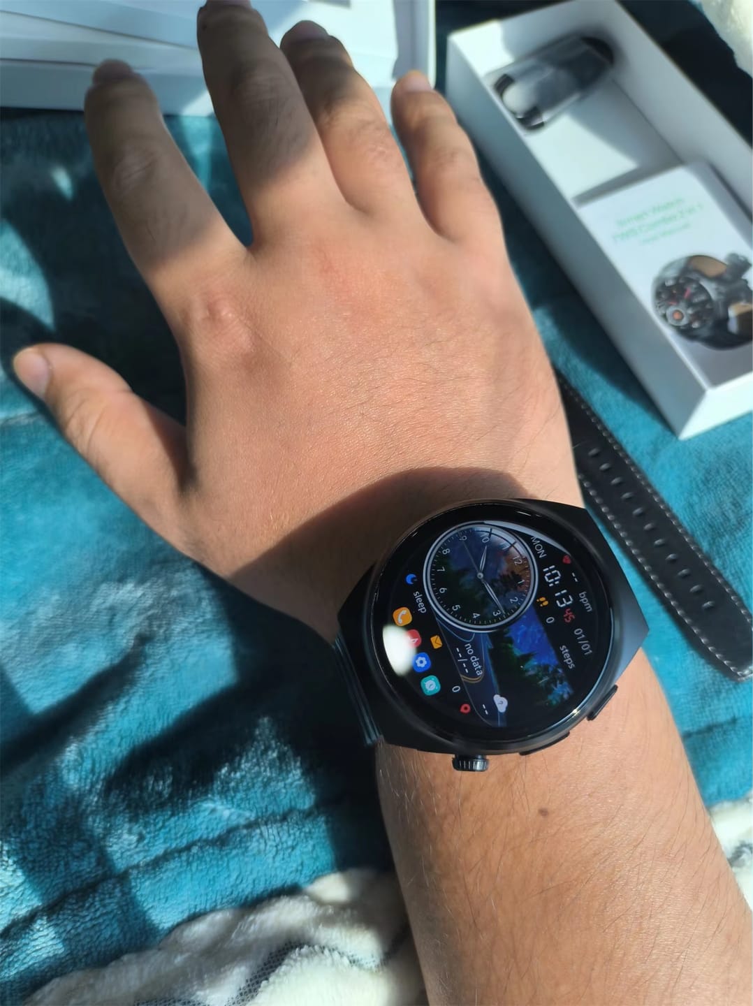 Customer photo review of Herren NFC Smartwatch – Orion