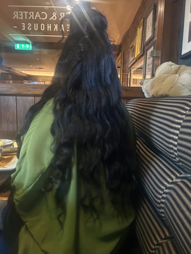 Customer photo review of CurlyMe 360 Fit Wig Pre-Bleached Kinky Straight Human Hair Pre-Cut 360 Lace Wear Go Glueless Wig Pre-Plucked