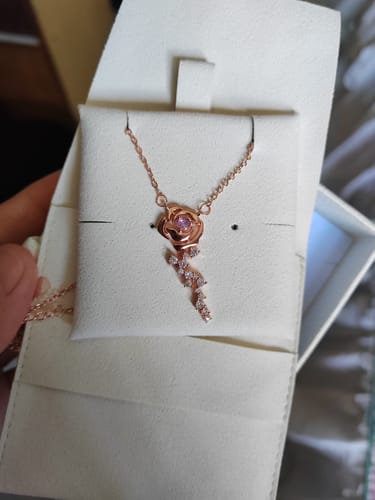 Customer photo review of Isabella Rose Necklace