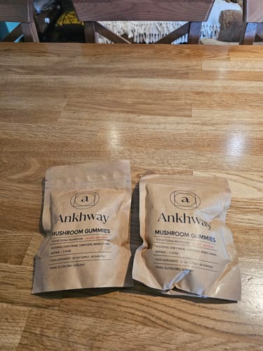 Customer photo review of 2-Month Mushroom Gummies