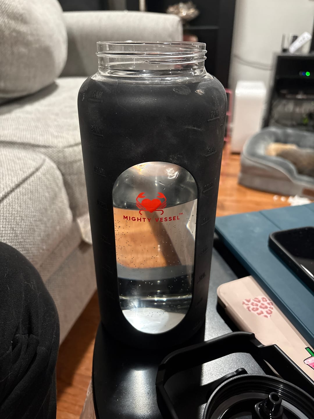Customer photo review of MIGHTY VESSEL™ SHATTER-RESISTANT GLASS WATER BOTTLE | 64 OZ