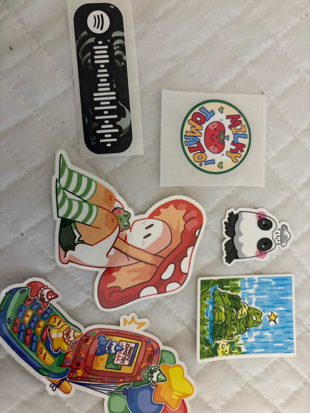 Customer photo review of Cute Ghost Stickers! : V6