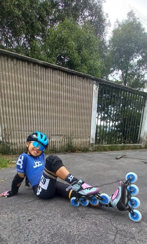 Customer photo review of Jet Inline Speed Skate Kids