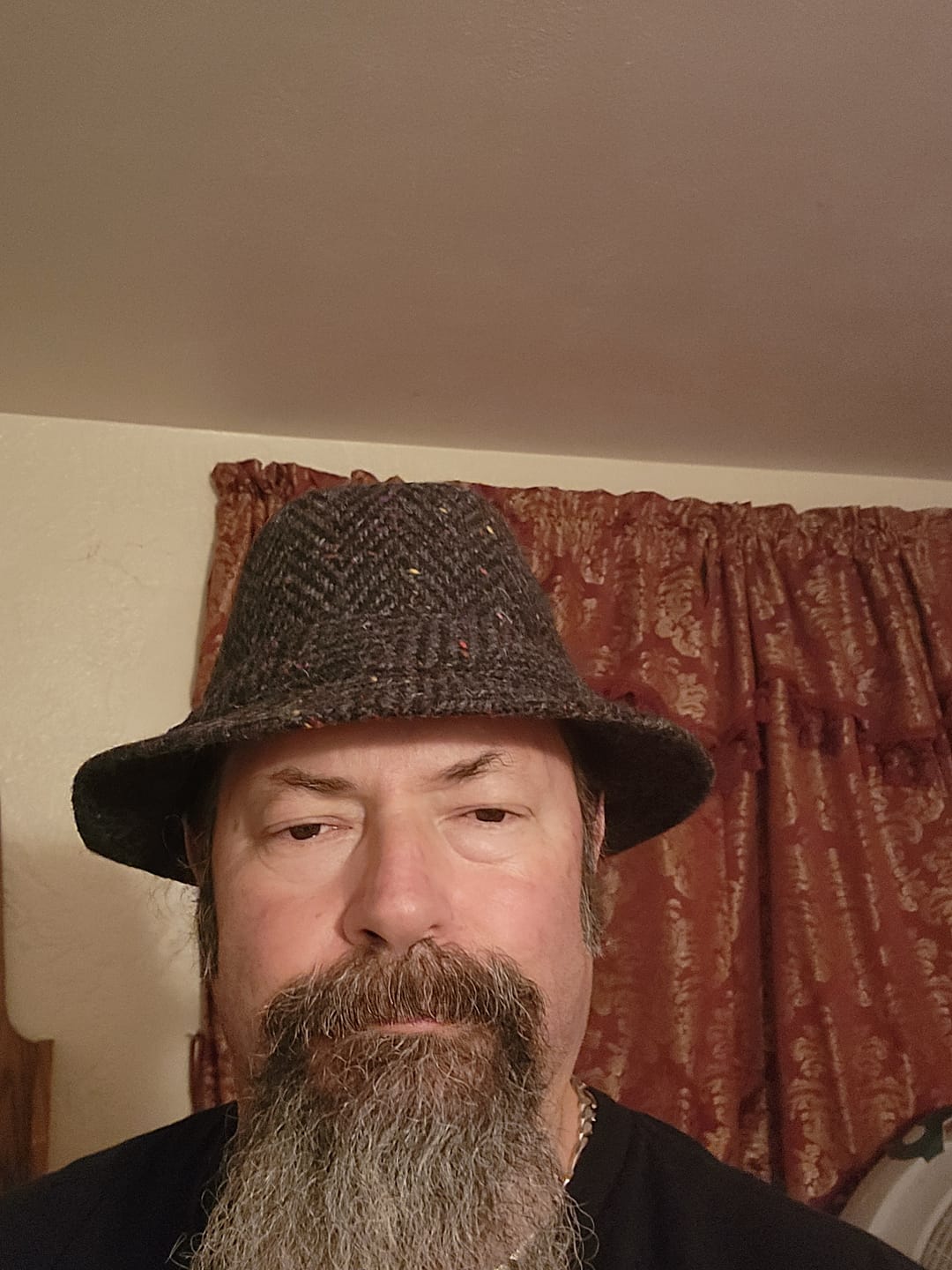 Customer photo review of Walking Hat Tweed