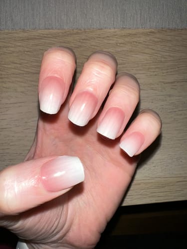 Daniela L. review of UV Gel: Babyboomer Nude image 1 out of 1