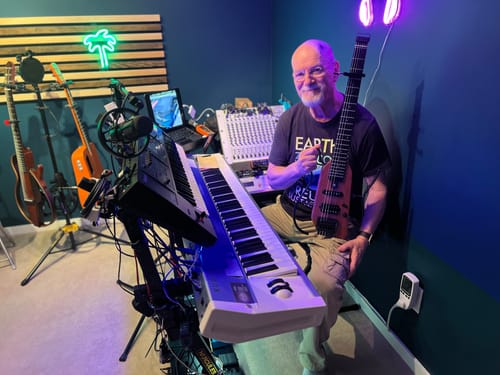 Customer photo review of Donner HUSH-X Headless Electric Guitar Kit for Travel