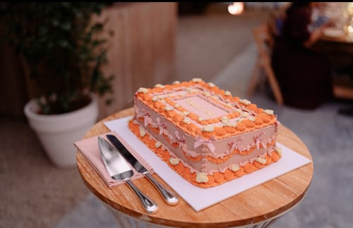 Customer photo review of adele sheet cake