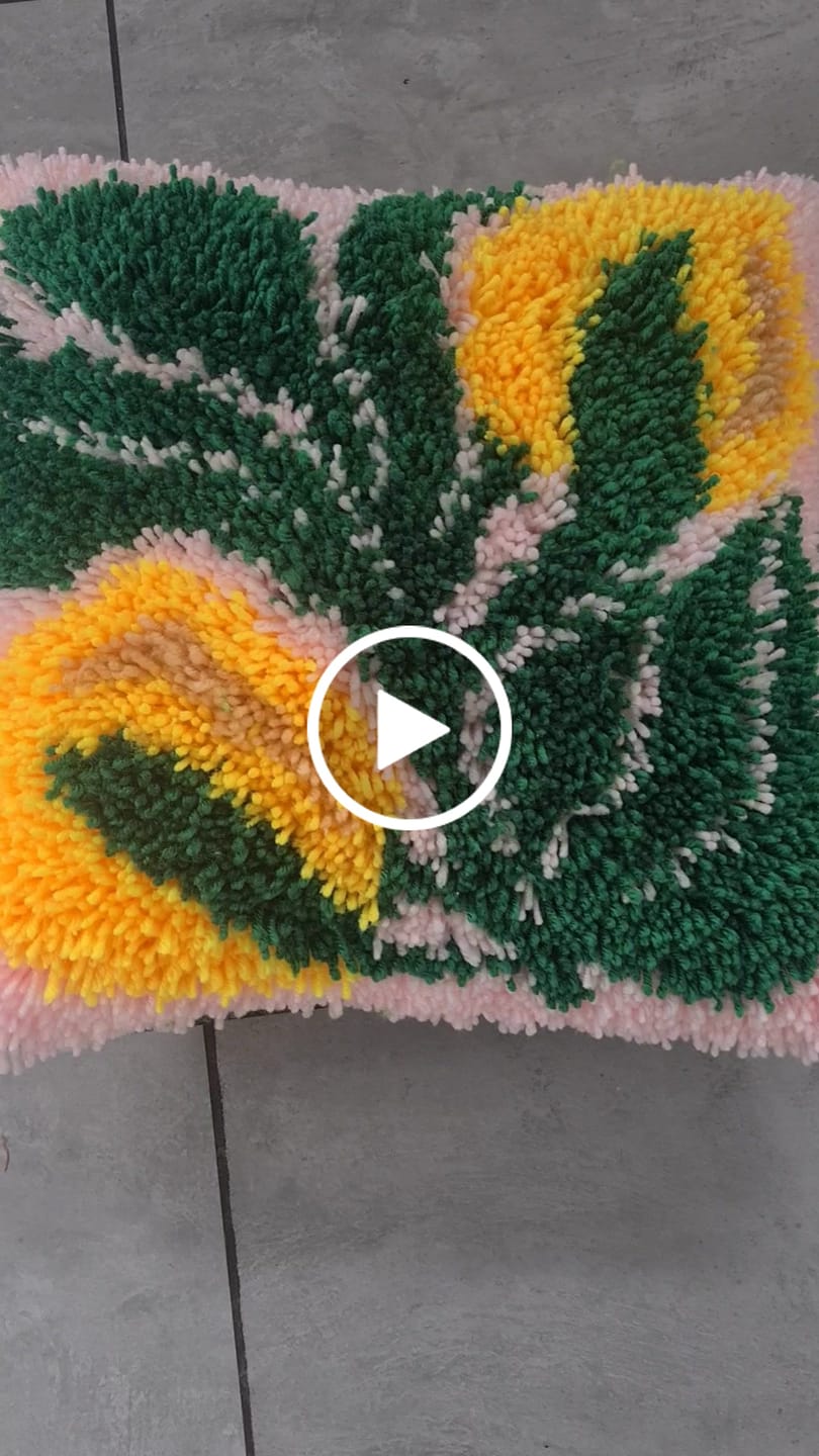 Customer video review of An Abundance of Lemons Latch Hook Cushion Kit