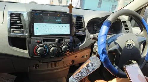 Customer photo review of 10.25" Toyota Hilux 16'- 22' Head Unit Upgrade Kit