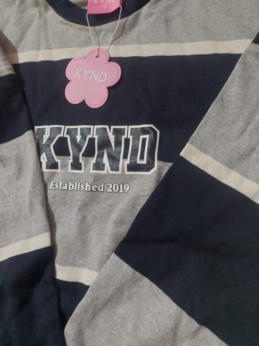 Customer photo review of Hogwarts Heritage Pullover
