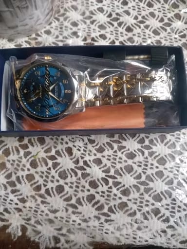 Customer photo review of Multifunktionale Wasserdichte Sportuhr für Herren - Titan