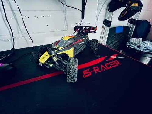 Customer photo review of Front Steering Hub Spare Part for RC Car ROG1 and X12S
