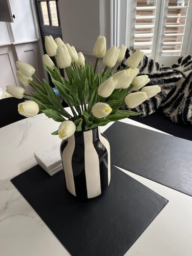 Customer photo review of Faux Tulip - Ivory (25 Stems)