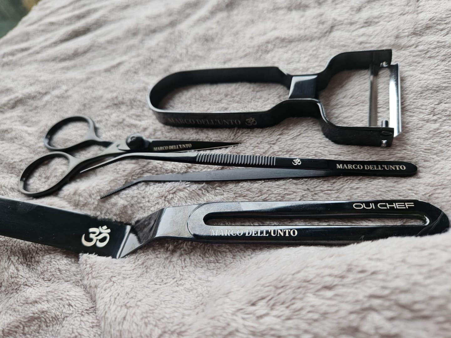 Customer photo review of SuperSharp Kitchen Scissors