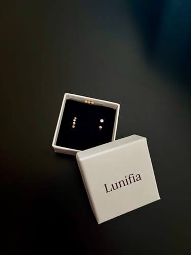 Customer photo review of Piercing Amalya