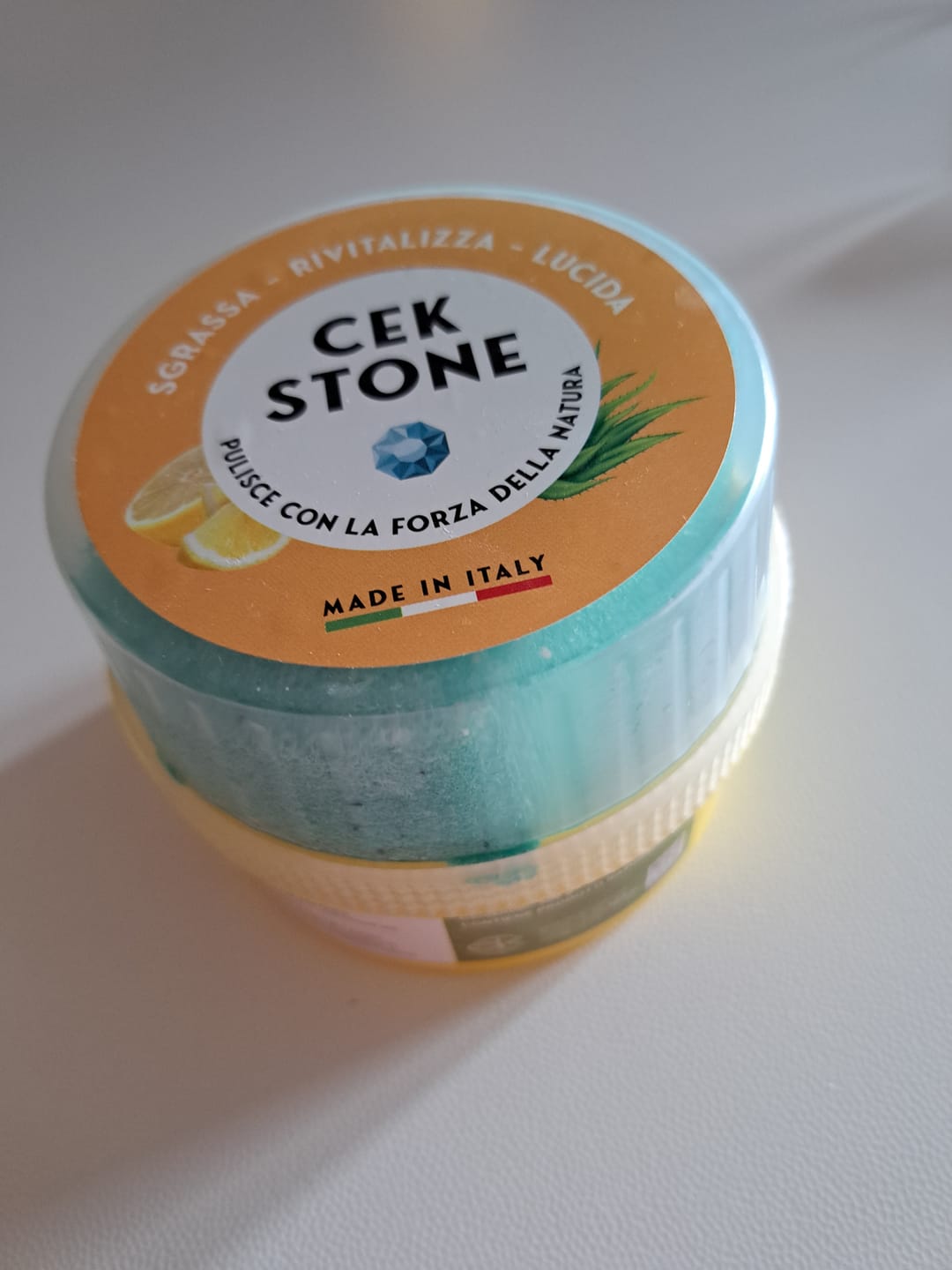 Customer photo review of CEK STONE Pasta Protettiva, Prodotto pulizia casa tutto in uno