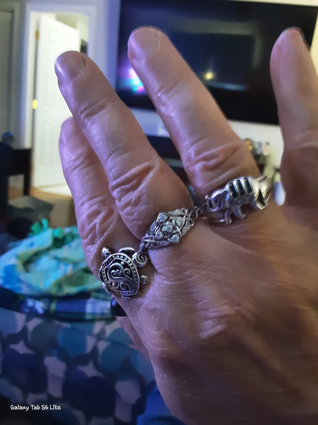 Customer photo review of Celtic Knot Moissanite Cluster Engagement Ring