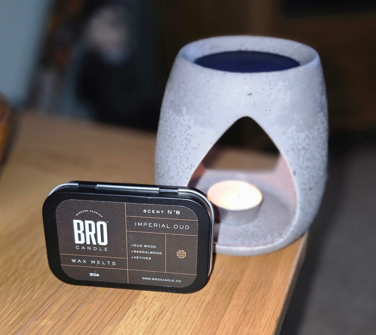 Customer photo review of The Imperial Oud Wax Melts