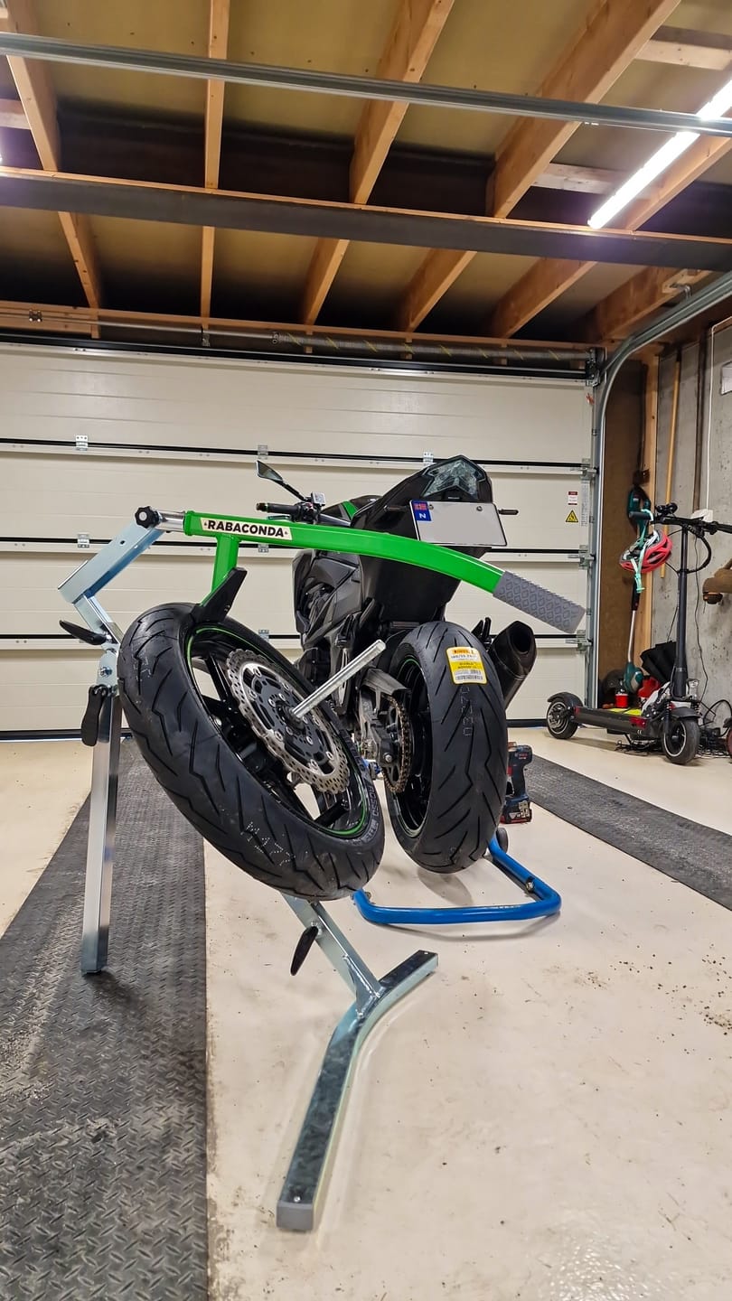 Customer photo review of Street Bike Tire Changer